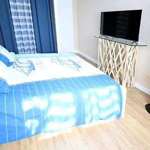 Hébergement de vacances Maison Au Calme, Proche Plages, 10 Personnes Max, Arzal